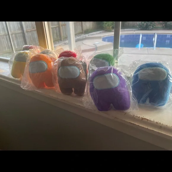 Among us - Picture 4 of 5